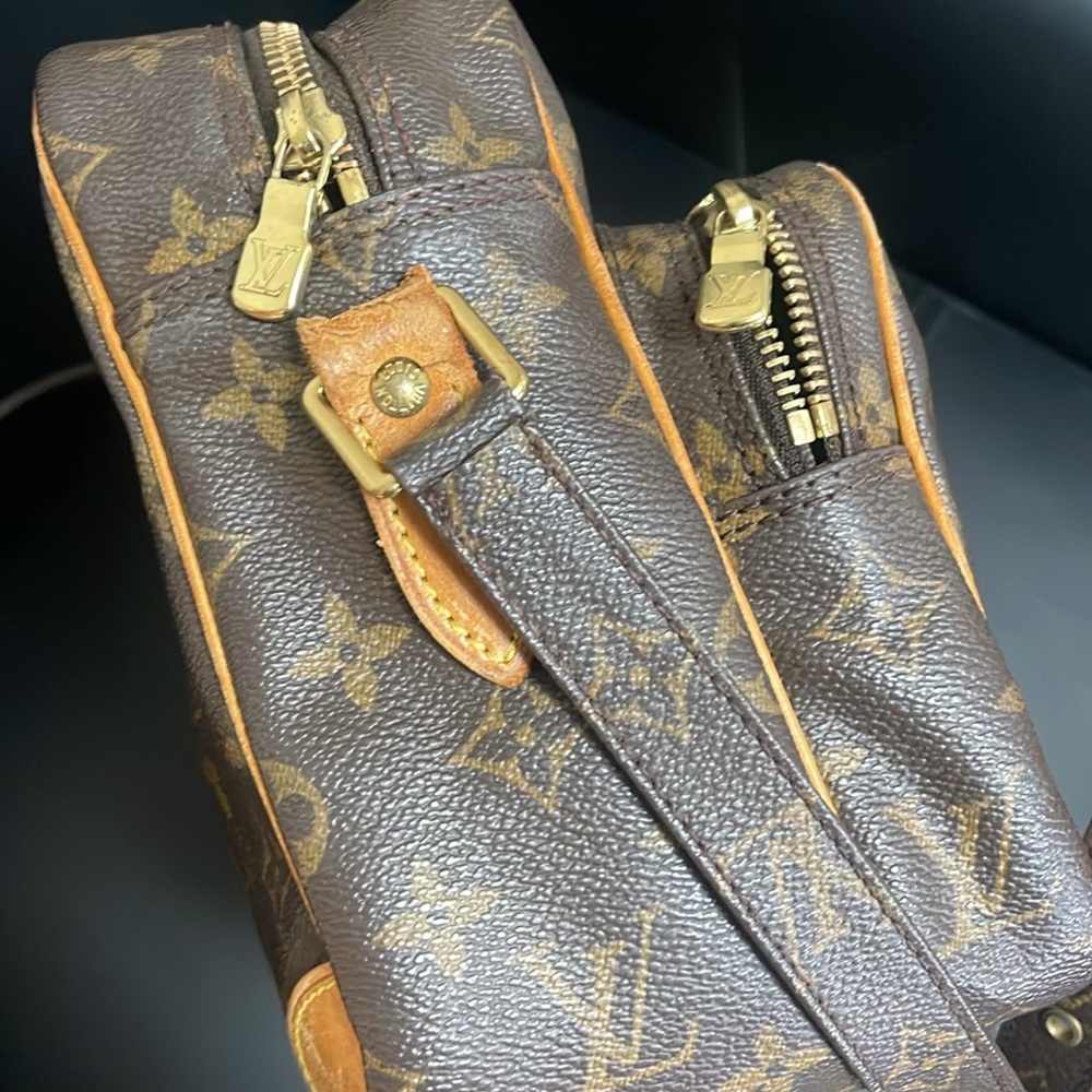 EUC Authentic 🔥 Louis Vuitton Nile crossbody - Picture 13 of 16